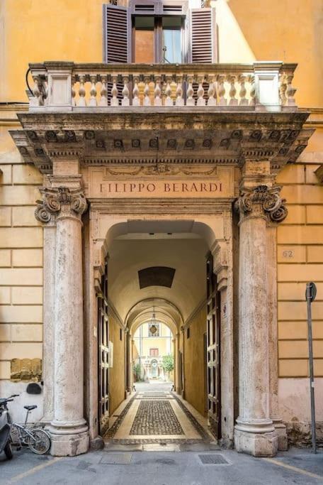 Discover The Pantheon From The Berardi Studio Flat Buitenkant foto